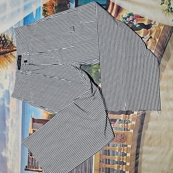 Lioness High Waisted Raw‎ Hem Pinstripe Wide Leg Jeans Size Small - Picture 2 of 11